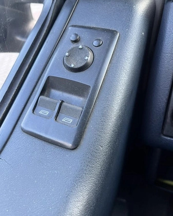 Volkswagen Caravelle cena 26000 przebieg: 334658, rok produkcji 1998 z Wisła małe 137